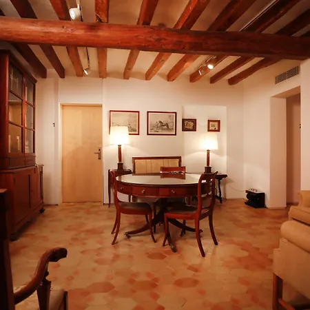Ah Art Hotel 4*